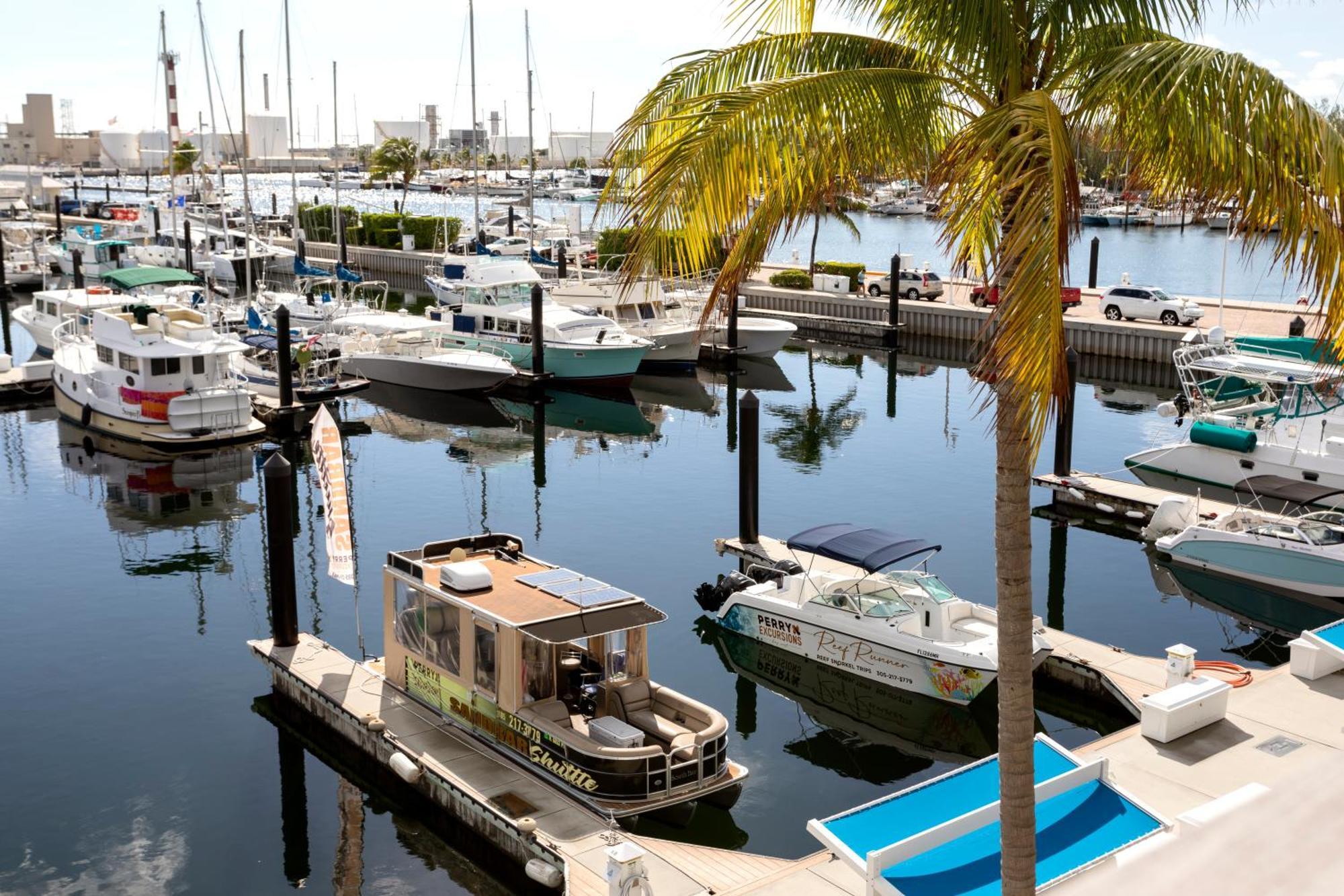 The Perry Hotel & Marina Key West Stock Island Exterior photo